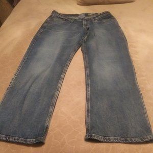 Rock & Republic 33 x 30  Relaxed Straight Jeans